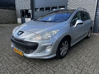 damaged trailers Peugeot 308 SW 1.6HDI CLIMA / NAVI / CRUISE / PDC / EXPORT PRIJS 2011/2