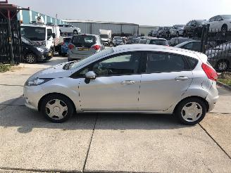 voitures voitures particulières Ford Fiesta 16tdci 70kW E5 Airco 2012/4